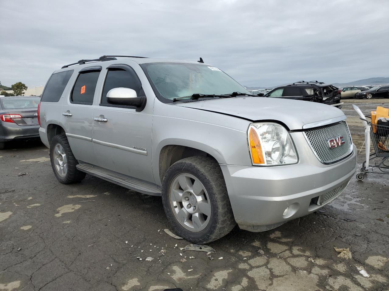 1GKS2CE09DR215122 2013 GMC Yukon Slt