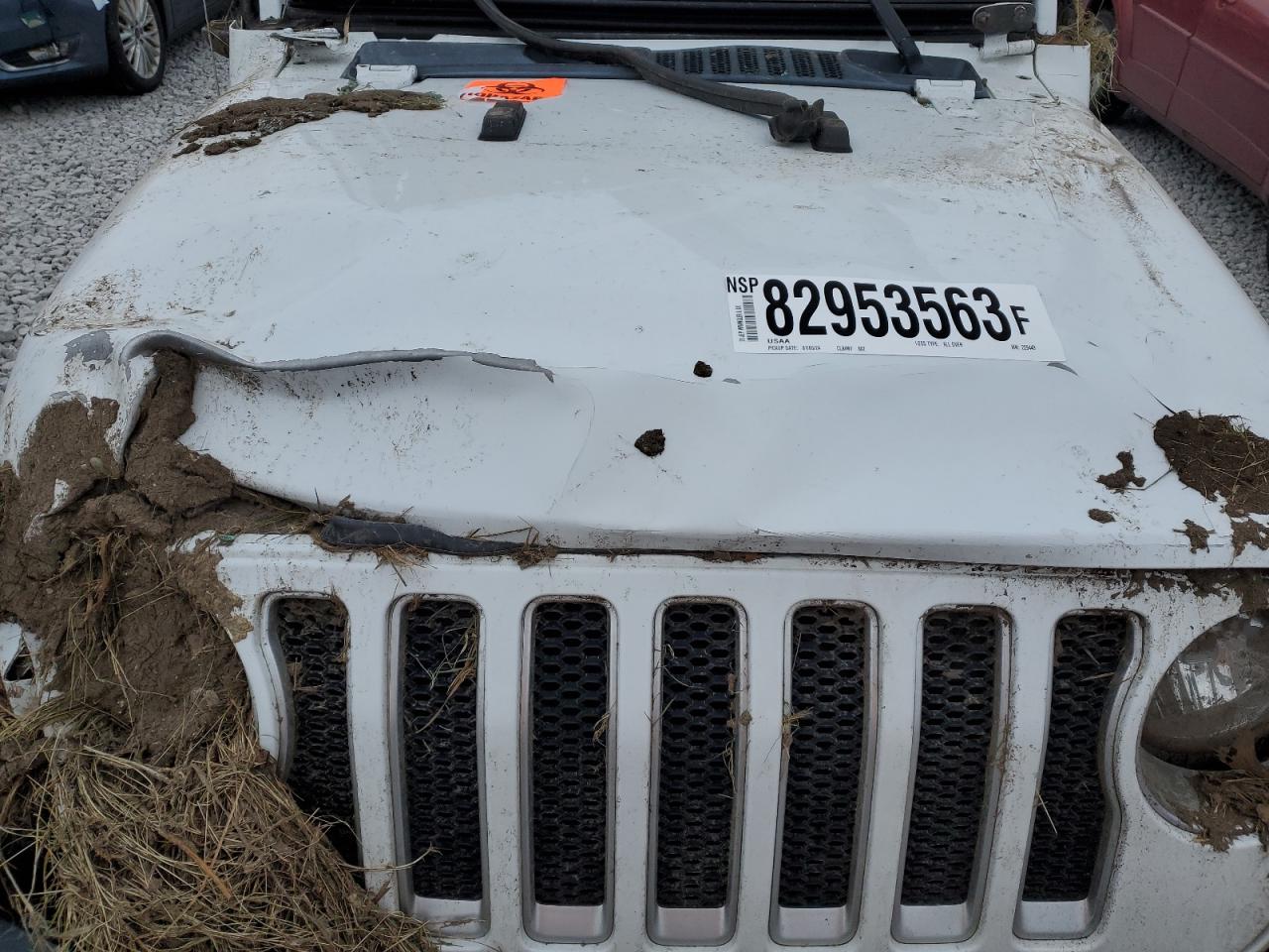 1C4HJXEN7LW229449 2020 Jeep Wrangler Unlimited Sahara