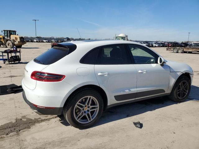 VIN WP1AA2A56HLB09420 2017 Porsche Macan no.3