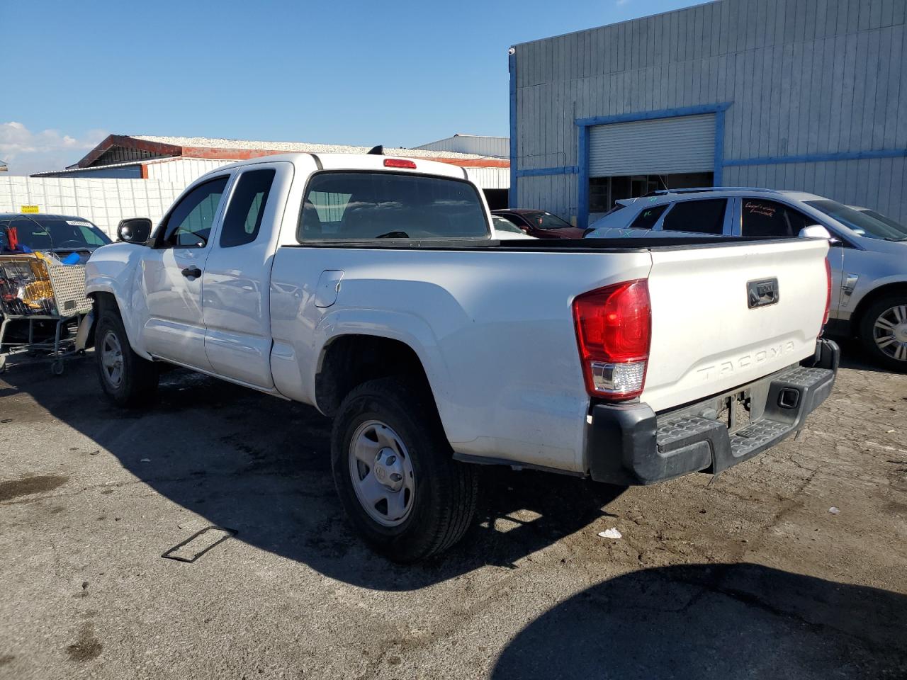 2016 Toyota Tacoma Access Cab vin: 5TFRX5GN3GX058641