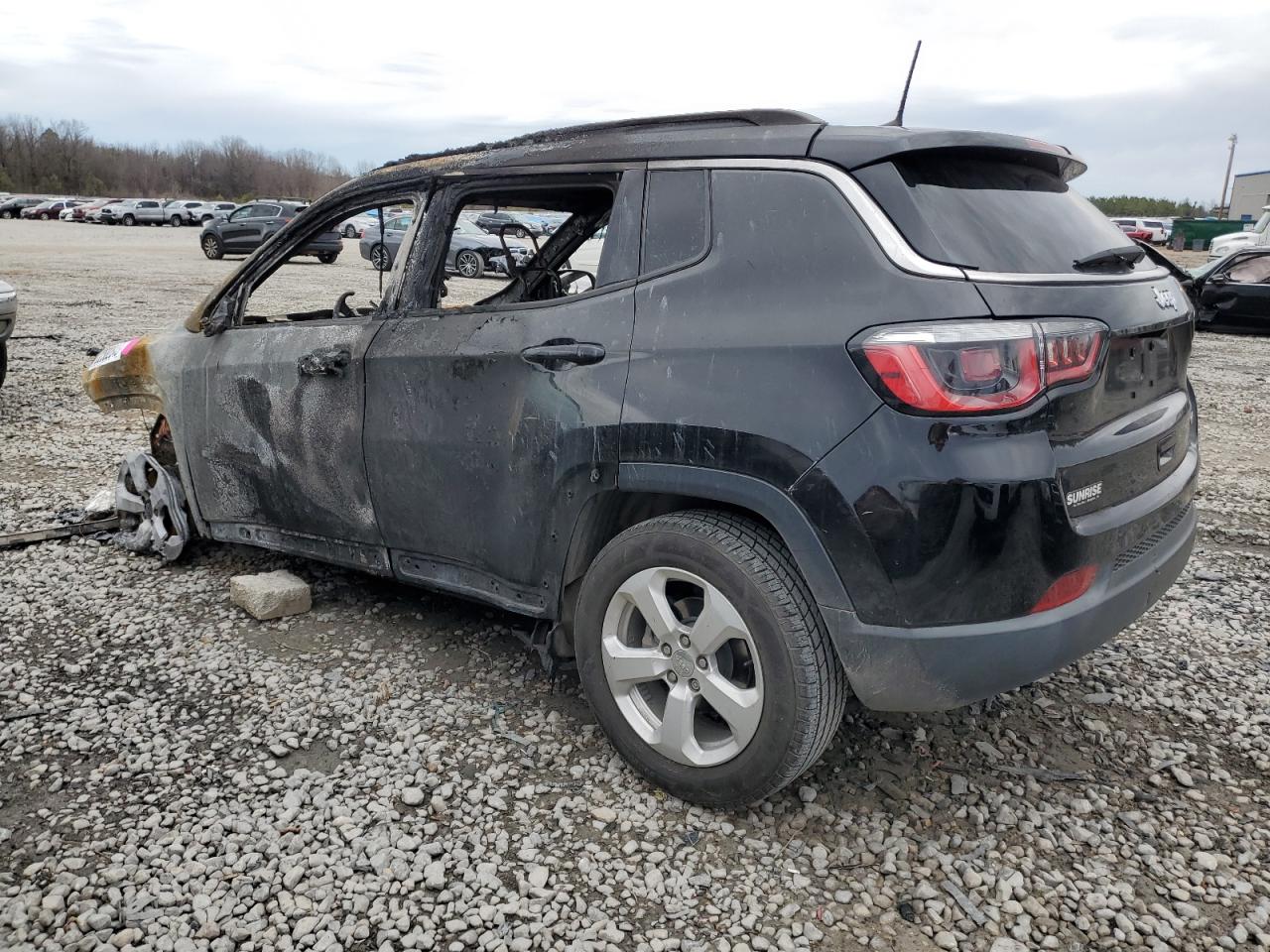 Lot #2378587018 2017 JEEP COMPASS LA