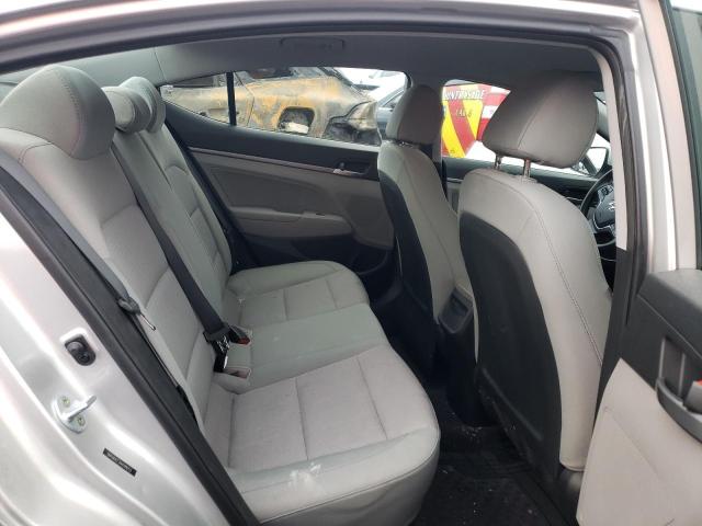 2017 Hyundai Elantra - Image 10