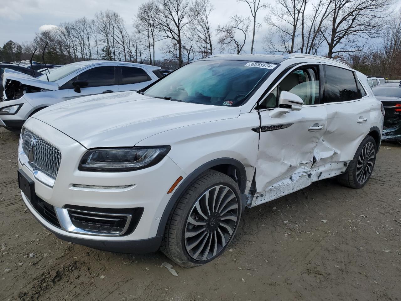 2LMPJ9JP2KBL12205 LINCOLN NAUTILUS B 2019