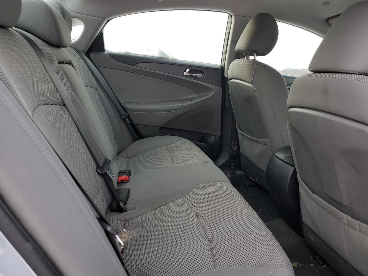 5NPEB4AC2DH562586 2013 Hyundai Sonata Gls