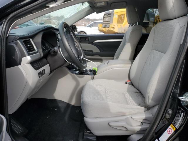 VIN 5TDZARFH6KS043117 2019 Toyota Highlander, LE no.7