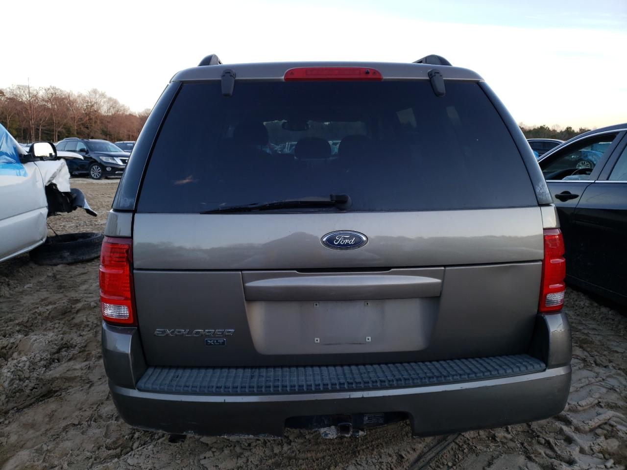 1FMZU73E54UB79626 2004 Ford Explorer Xlt