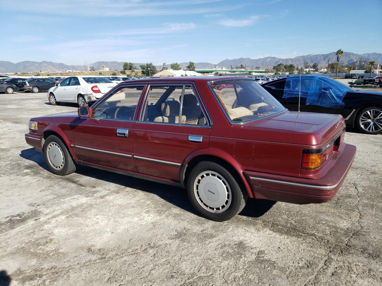 JN1HU111XHX848722 1987 Nissan Maxima