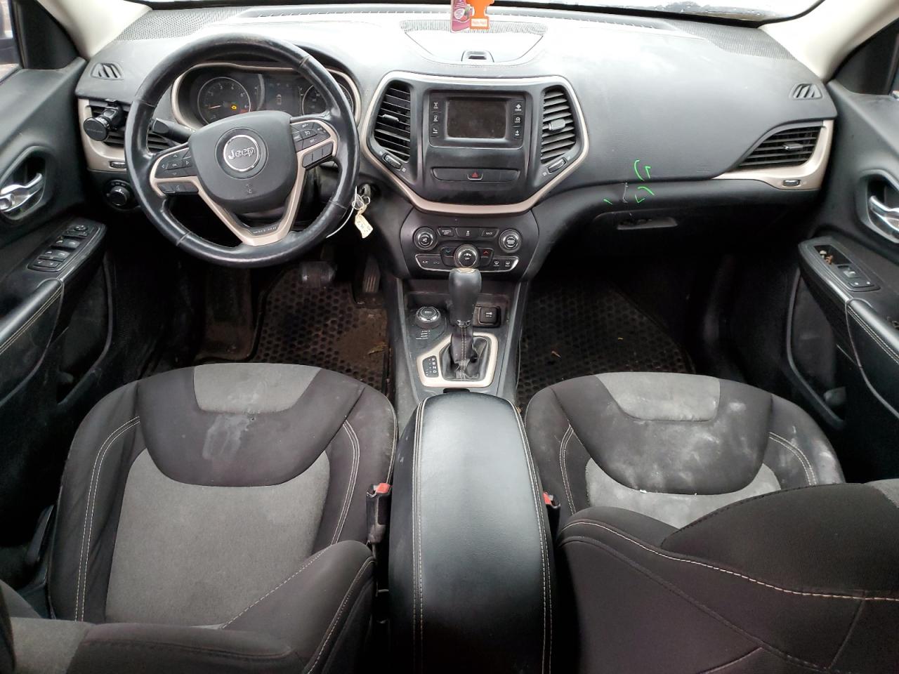 1C4PJMAB8FW500822 2015 Jeep Cherokee Sport