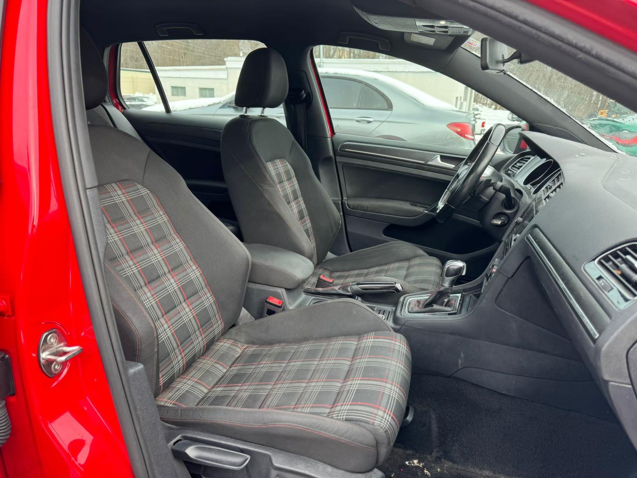 3VW447AU9JM295210 2018 Volkswagen Gti S/Se