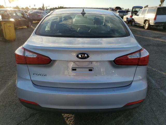 KNAFK4A67G5457381 | 2016 KIA FORTE LX