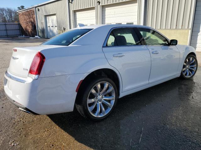 2C3CCAAG5KH727031 | 2019 CHRYSLER 300 TOURIN