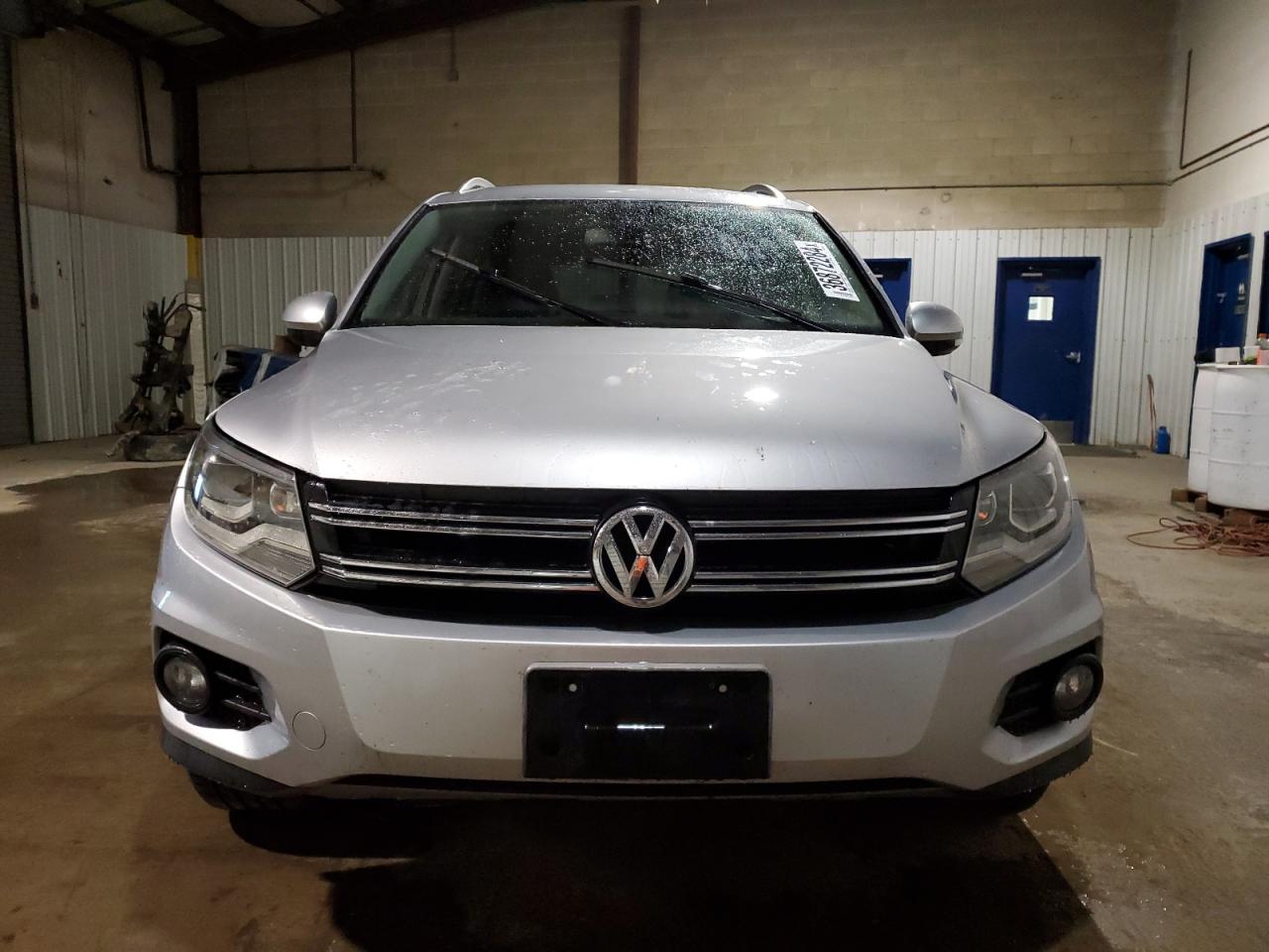 WVGBV7AX5CW595195 2012 Volkswagen Tiguan S