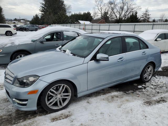 VIN WDDGF8AB4DA797466 2013 Mercedes-Benz C-Class, 3... no.1