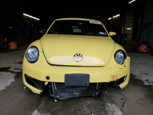 3VWJP7AT7DM687365 | 2013 Volkswagen beetle