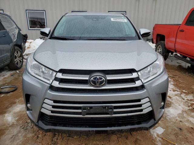 VIN 5TDBZRFH6KS737042 2019 Toyota Highlander, LE no.5