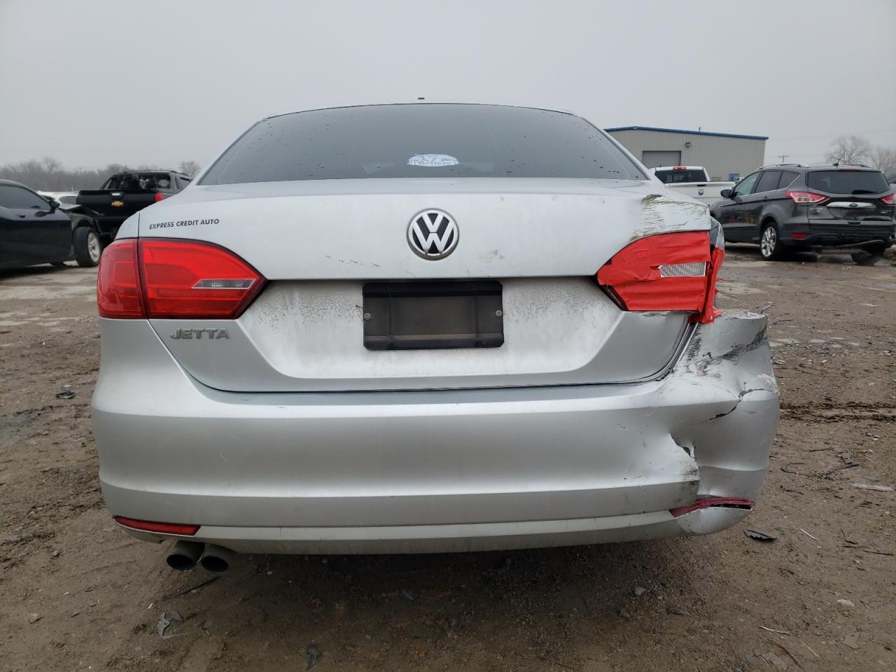 2014 Volkswagen Jetta Base vin: 3VW2K7AJ8EM212701