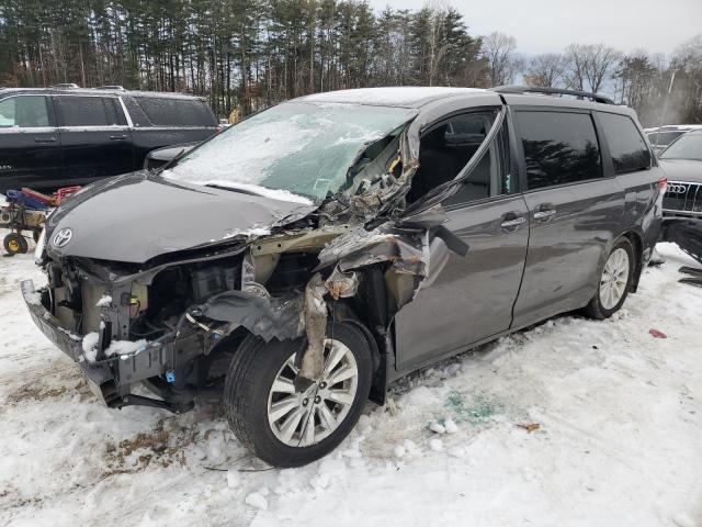 2012 Toyota Sienna XLE