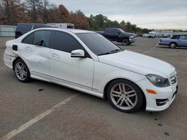 VIN WDDGF8AB8DR268779 2013 Mercedes-Benz C-Class, 3... no.4