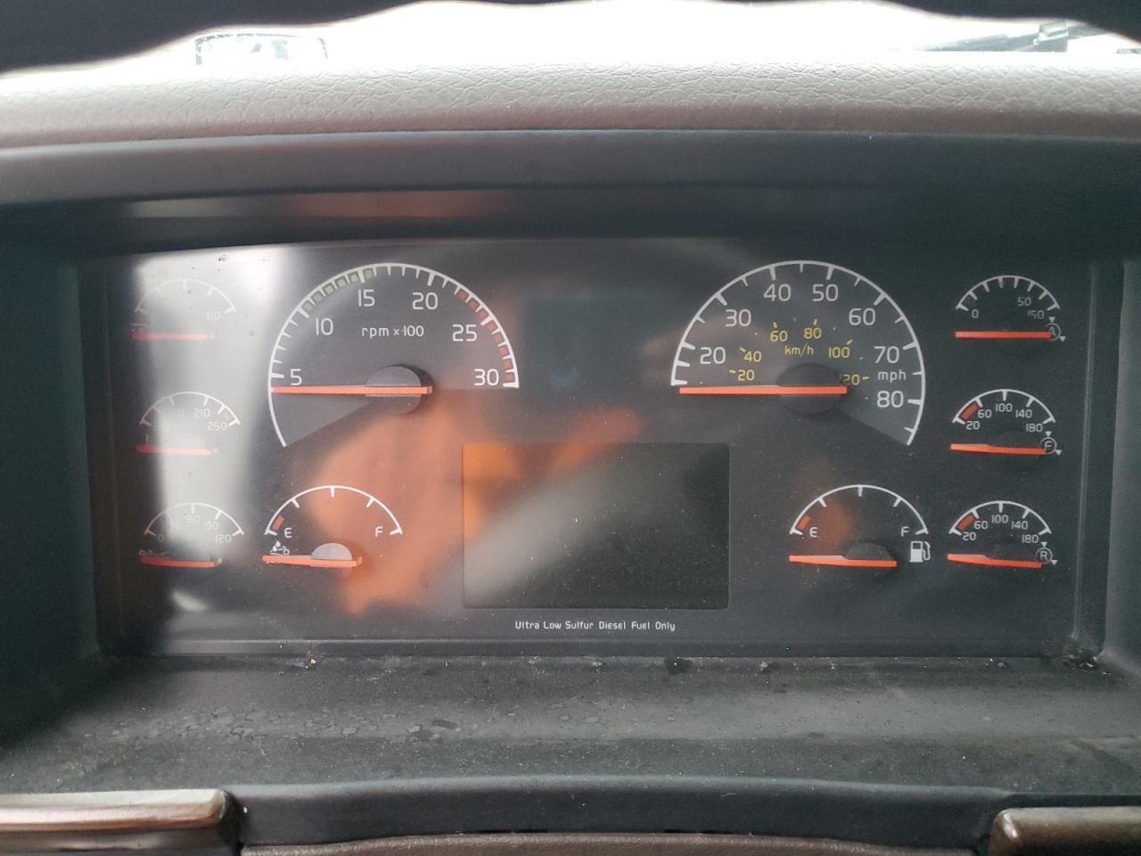 4V4NC9EH0EN161186 2014 Volvo Vn Vnl