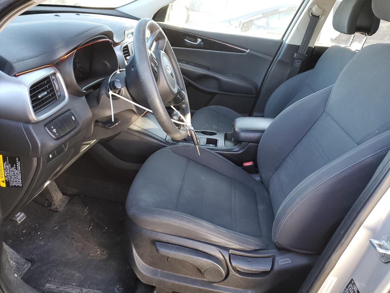 5XYPG4A32GG123961 2016 Kia Sorento Lx