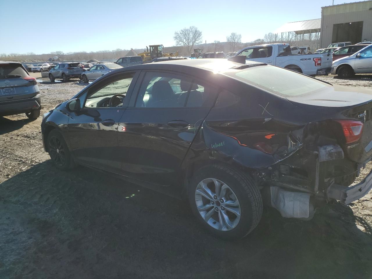 2019 Chevrolet Cruze Ls vin: 1G1BC5SM2K7149090