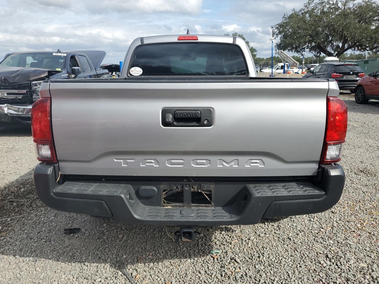 2018 Toyota Tacoma Access Cab vin: 5TFRX5GN6JX115700