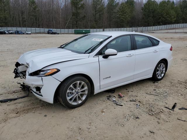 Lot #2461244812 2019 FORD FUSION SE salvage car