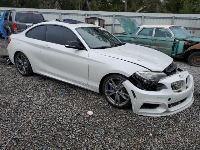 VIN WBA1J7C54FV358776 2015 BMW 2 Series, M235I no.4