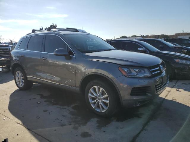 WVGEP9BP0ED005825 | 2014 VOLKSWAGEN TOUAREG V6