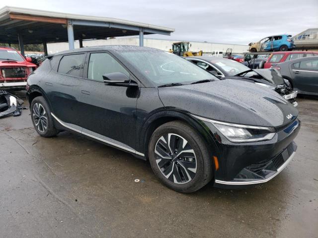 KNDC34LA6N5042795 2022 Kia Ev6 Light