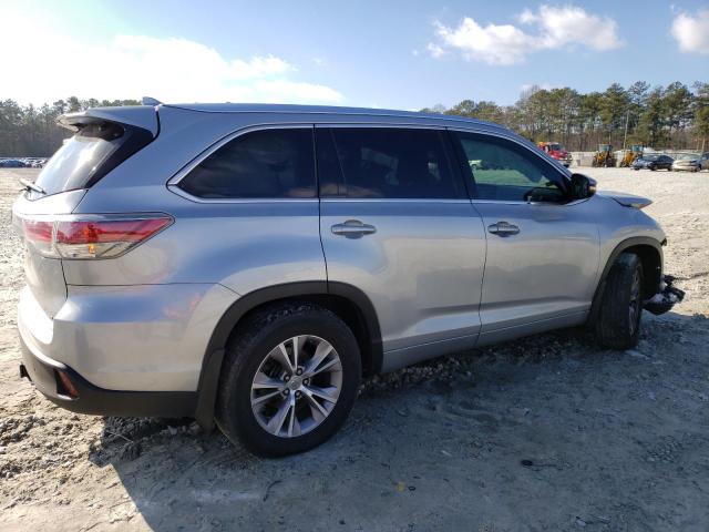 VIN 5TDKKRFH6FS106771 2015 Toyota Highlander, Xle no.3