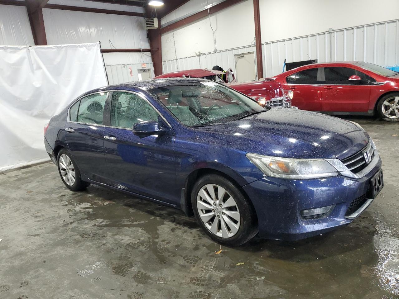 1HGCR2F82FA154905 2015 Honda Accord Exl