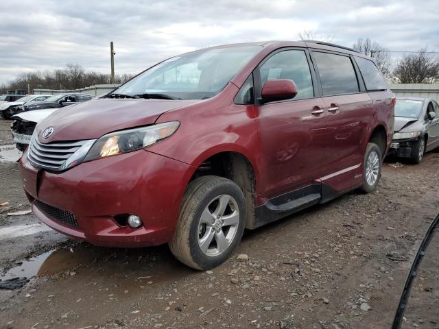 2016 Toyota Sienna XLE