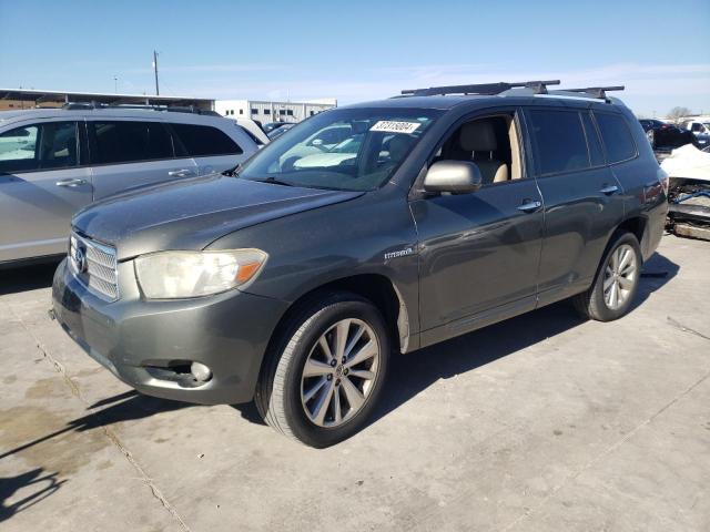 TOYOTA HIGHLANDER