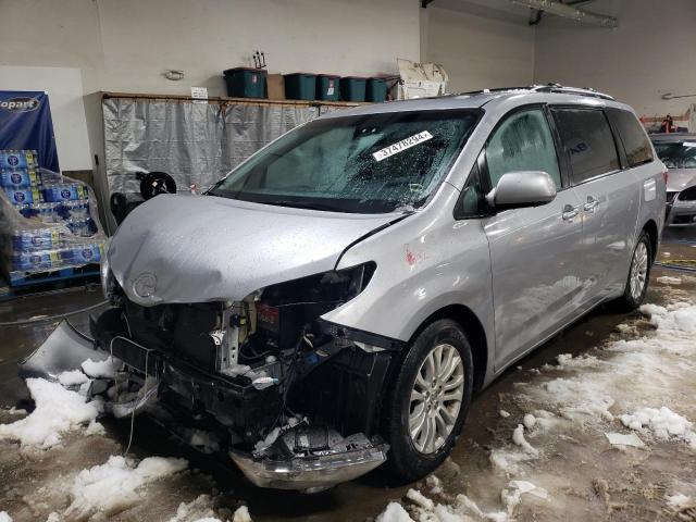 5TDYK3DC2FS573989 | 2015 TOYOTA SIENNA XLE