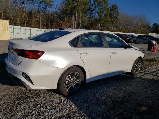 3KPF24AD9PE692824 Kia Forte LX 3