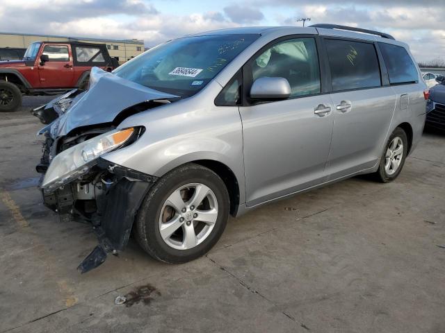 2015 Toyota Sienna LE