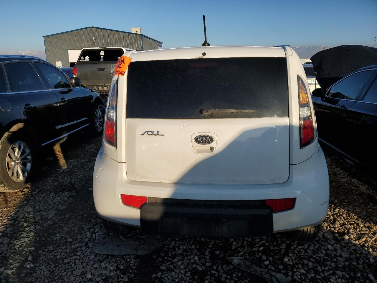 KNDJT2A21B7286474 2011 Kia Soul +