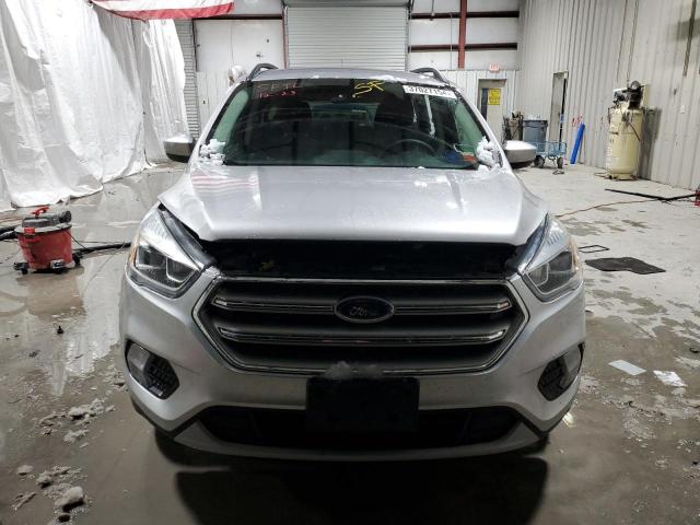 1FMCU9G93HUA05123 | 2017 FORD ESCAPE SE