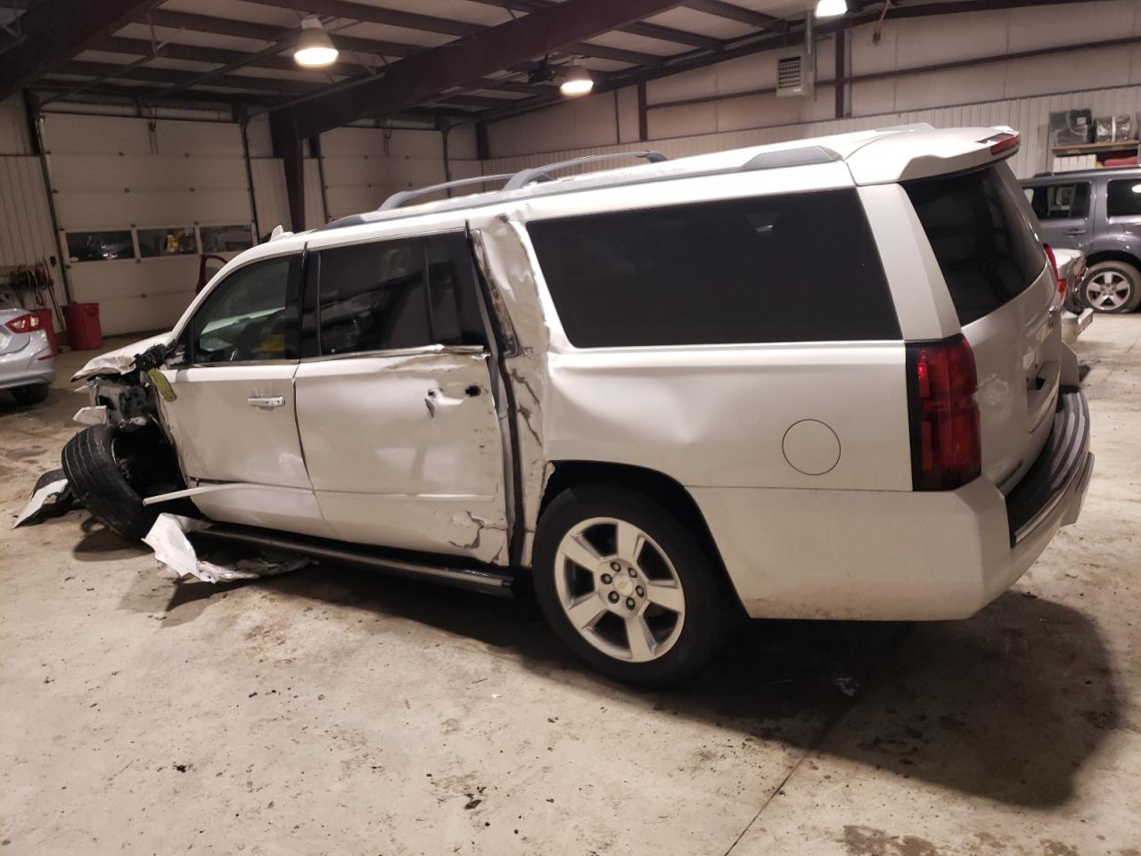 2016 Chevrolet Suburban K1500 Ltz vin: 1GNSKJKC6GR174393