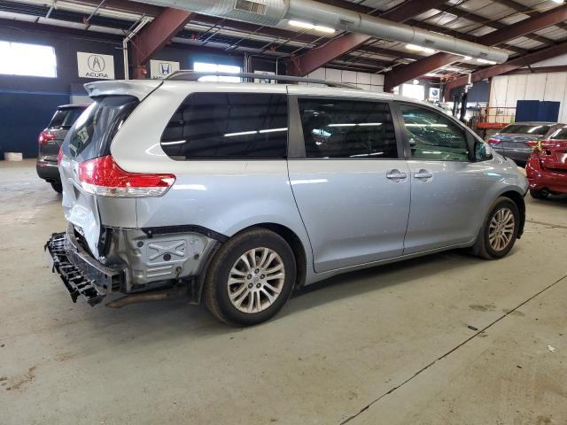 5TDYK3DC3ES484057 | 2014 TOYOTA SIENNA XLE