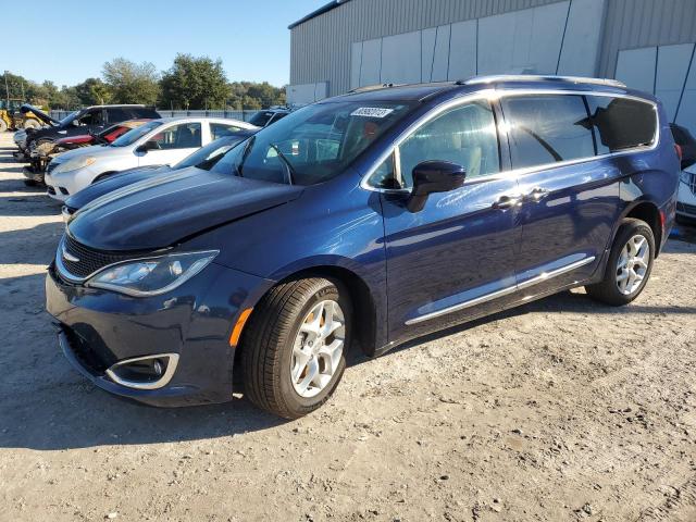 2017 Chrysler Pacifica Touring L Plus