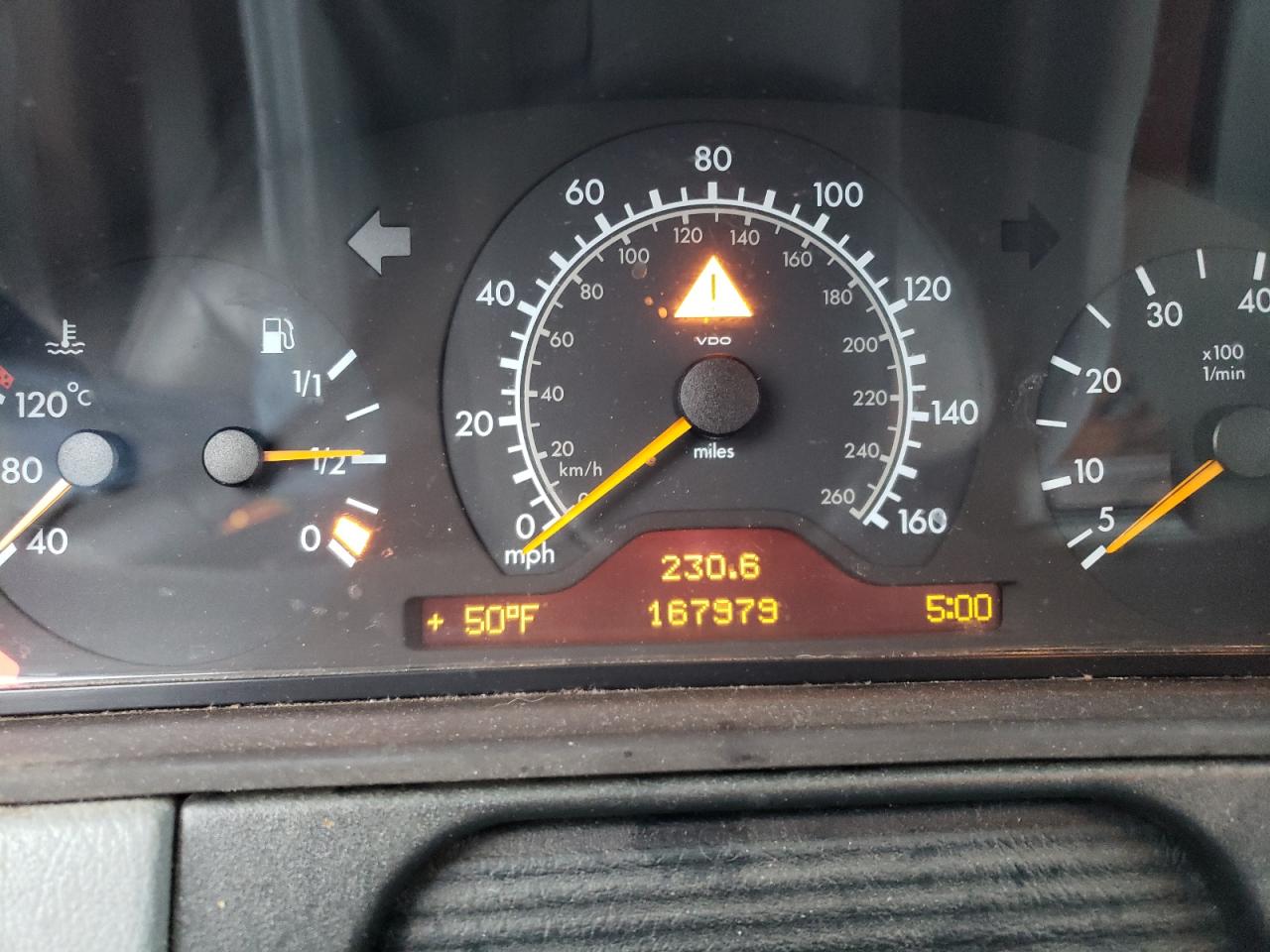 WDBJF65H6XA932811 1999 Mercedes-Benz E 320