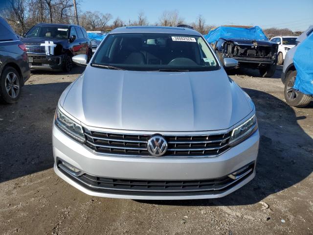 1VWBA7A33JC020683 | 2018 VOLKSWAGEN PASSAT SE