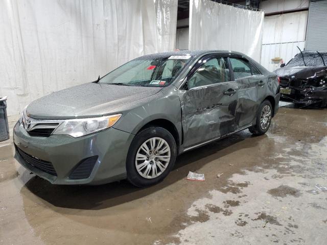 Lot #2463838594 2014 TOYOTA CAMRY L salvage car