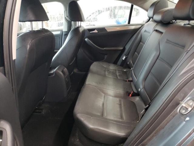 2016 VOLKSWAGEN JETTA SE 3VWD67AJ4GM260020
