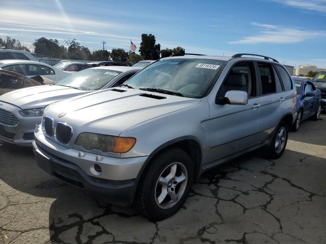 2002 BMW X5 3.0i