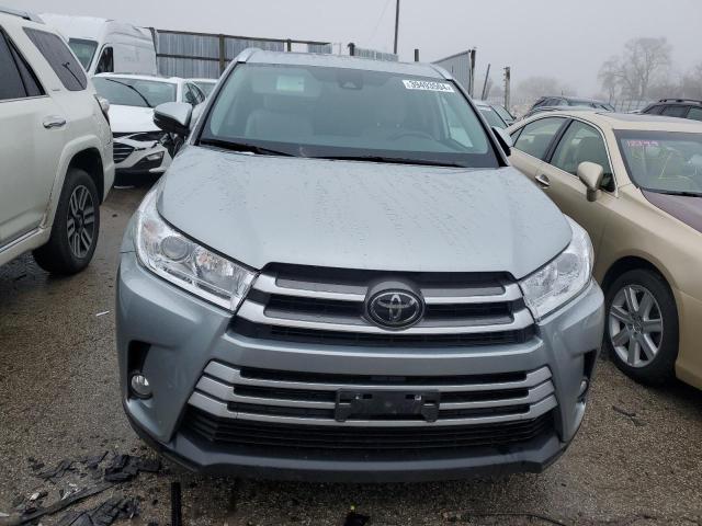 VIN 5TDJZRFH3KS941437 2019 Toyota Highlander, SE no.5