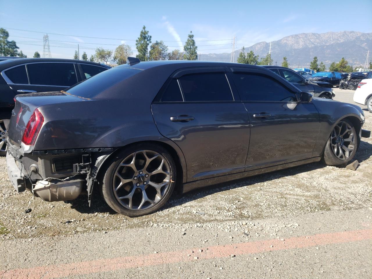 2C3CCABG6HH512202 CHRYSLER 300 2017