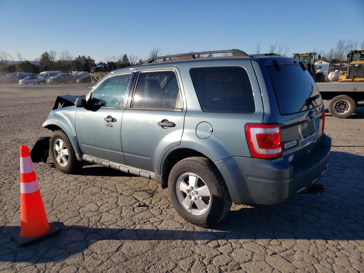 1FMCU0D72BKC08392 2011 Ford Escape Xlt